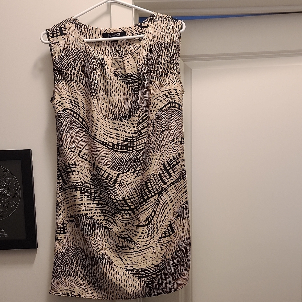 Forever 21 Black and Cream Blouse